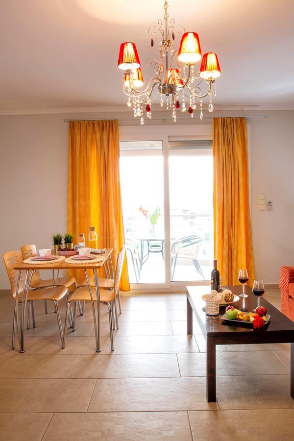 Golden Suites Ofrinion Luaran gambar